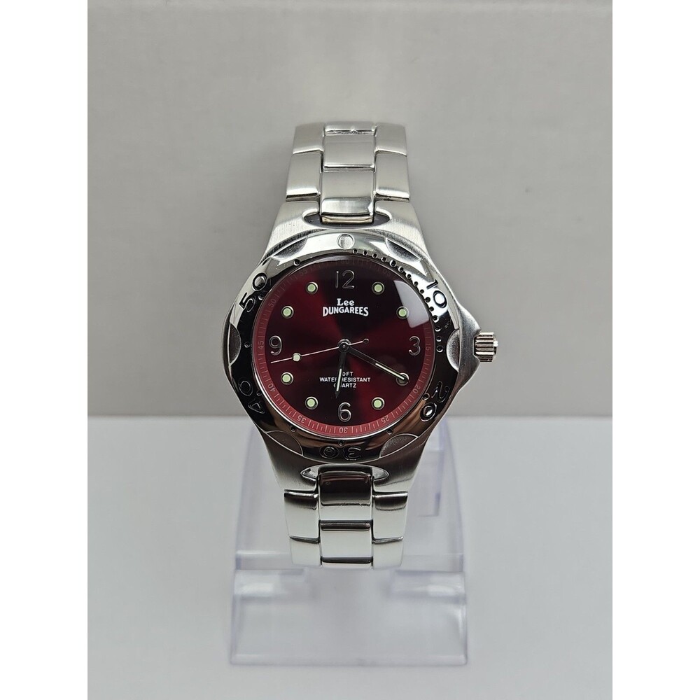 Lee Dungarees Mens Red Dial 100 FT Water Resistant Quartz Wristwatch New Battery